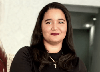 Dahia-Sena-Opinión-Mordaza-Lila