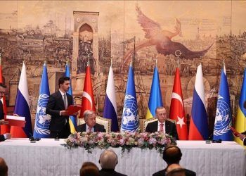 Ucrania y Rusia firman acuerdo de exportación con Turquía y la ONU 