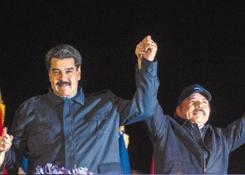 Daniel Ortega se solidariza con Nicolás Maduro tras la incautación de su avión