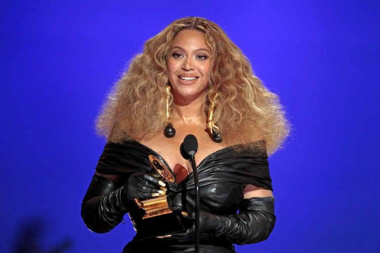 Beyoncé es nombrada por Billboard como la mayor estrella del pop del siglo XXI