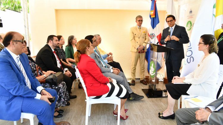 Salud Pública continuará vigilante a la COVID-19; quedará como enfermedad endémica