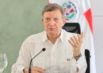 Canciller asegura que RD no ha emitido visas de turismo a haitianos en 2024