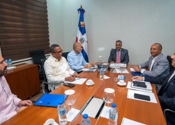 Gobierno dominicano comprará productos perecederos tras el cierre de la frontera con Haití