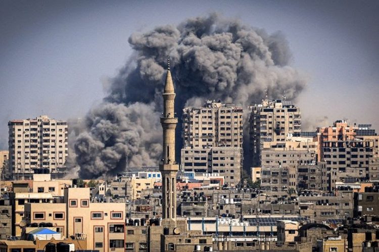 Israel intensifica ofensiva contra Hamás en busca del control absoluto del norte de Gaza