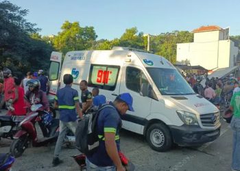 SNS informa hospitales asisten 16 personas afectadas por accidente en Haina