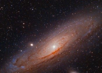 Detectan por primera vez un disco alrededor de una estrella perteneciente a otra galaxia