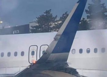 Dos aviones de la aerolínea JetBlue chocan en tierra en el aeropuerto de Boston