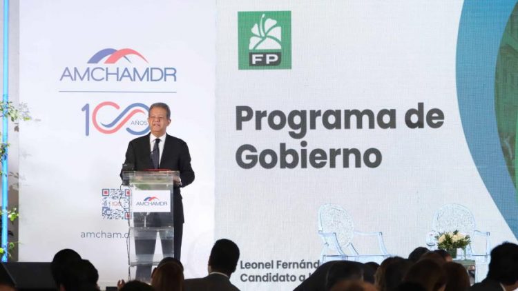 Leonel plantea reforma fiscal que no implica un aumento en los impuestos