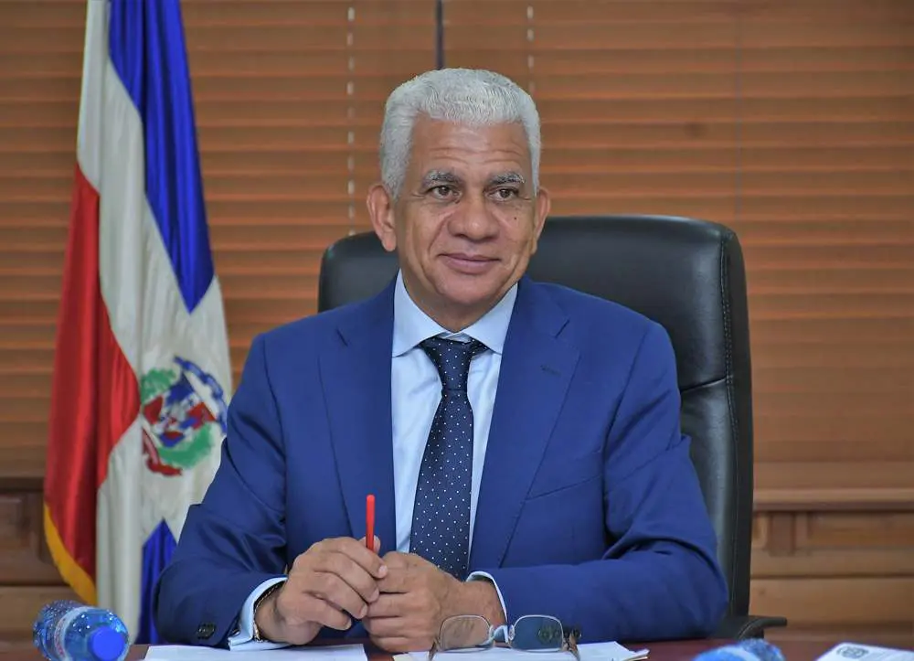 Ricardo de los Santos sobre propuesta de Leonel: Crear ley especial sobre tierras raras sería sobrelegislar