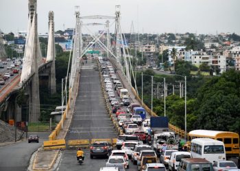 Obras Públicas cerrará al tránsito vehicular pasos a desnivel y puentes por mantenimiento