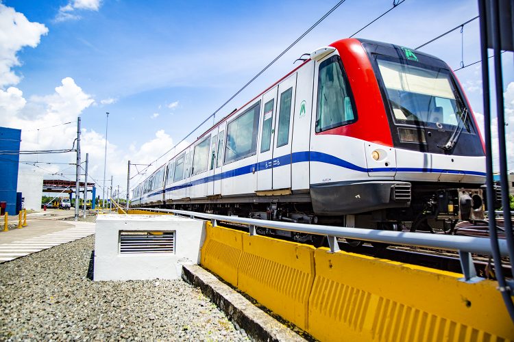 El Metro y el Teleférico iniciarán operaciones a las 5:30 de la mañana a partir de este jueves