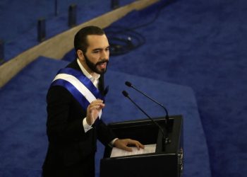 Bukele refuerza lucha contra pandillas para proteger a la juventud