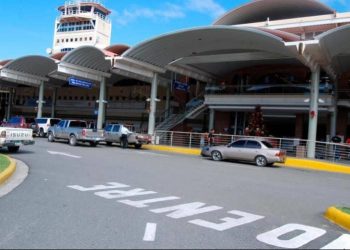 Alertan sobre ataques con láser en aeropuertos del país