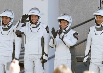 SpaceX retrasa misión de reemplazo de astronautas por fallos en plataforma