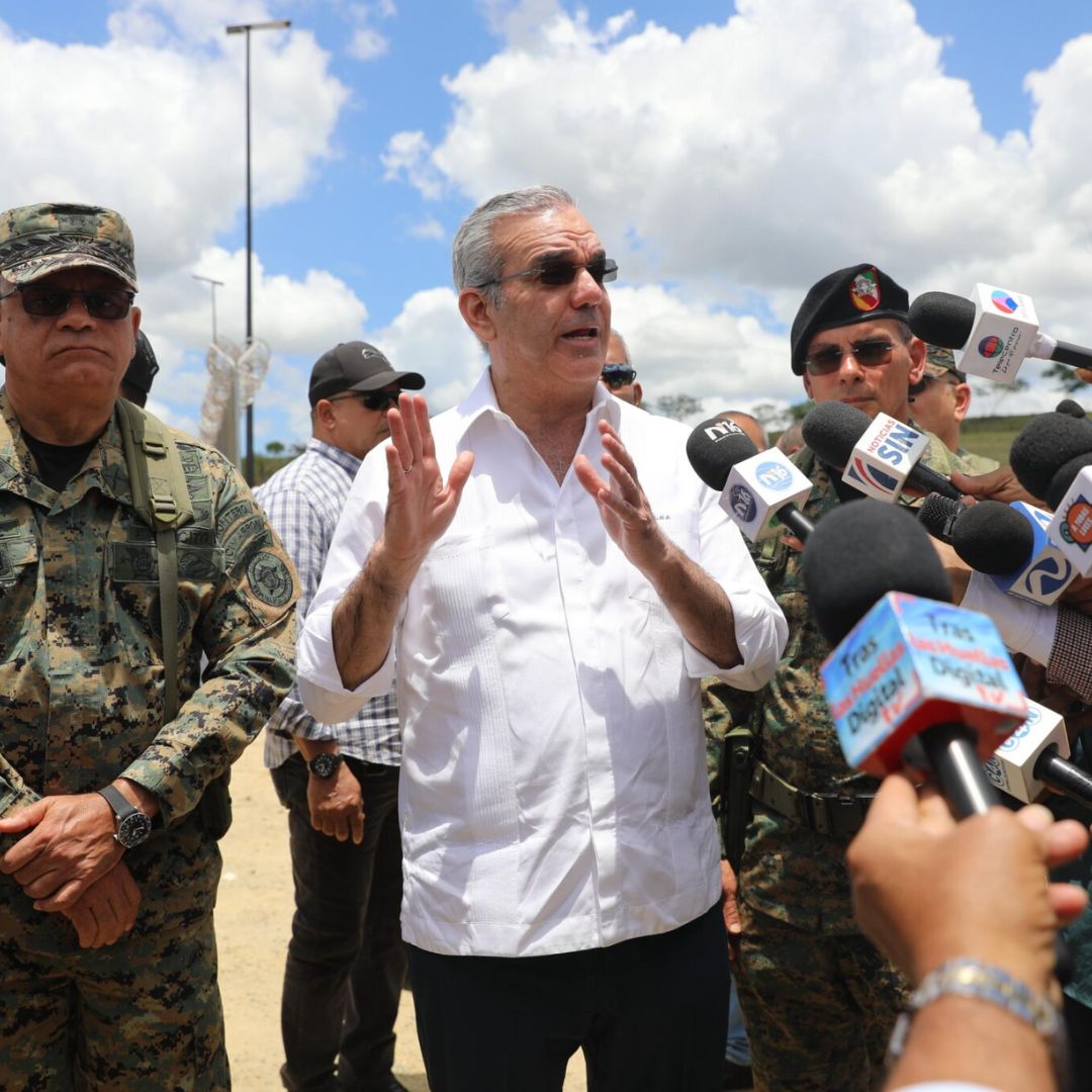 Abinader le responde a Amnistía Internacional: “Que vaya a trabajar en Haití”
