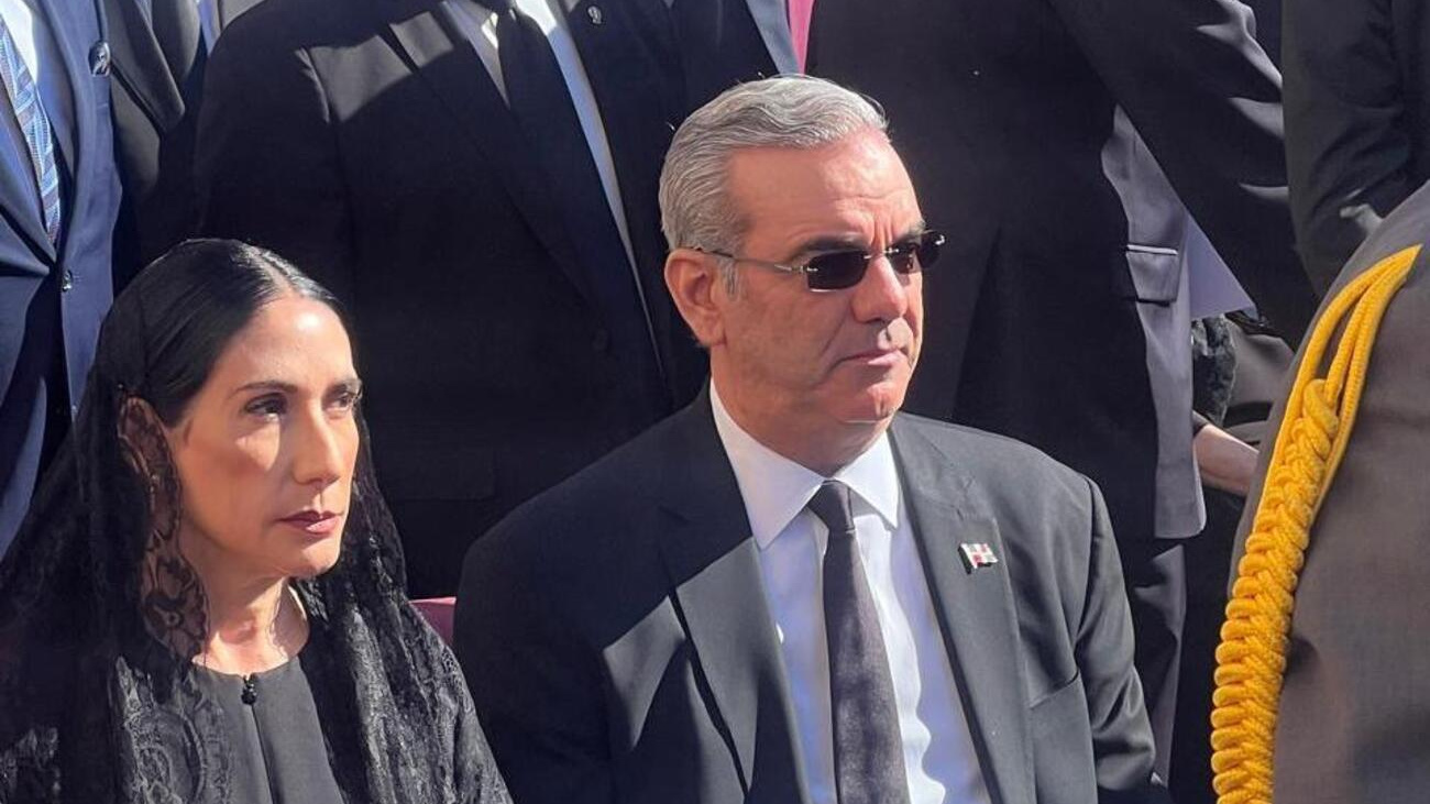 Presidente Abinader y primera dama asisten al funeral del papa Francisco