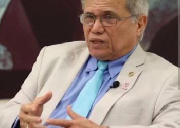 Gobierno y Colegio Médico se reunirán para tratar aumento salarial de los médicos pensionados