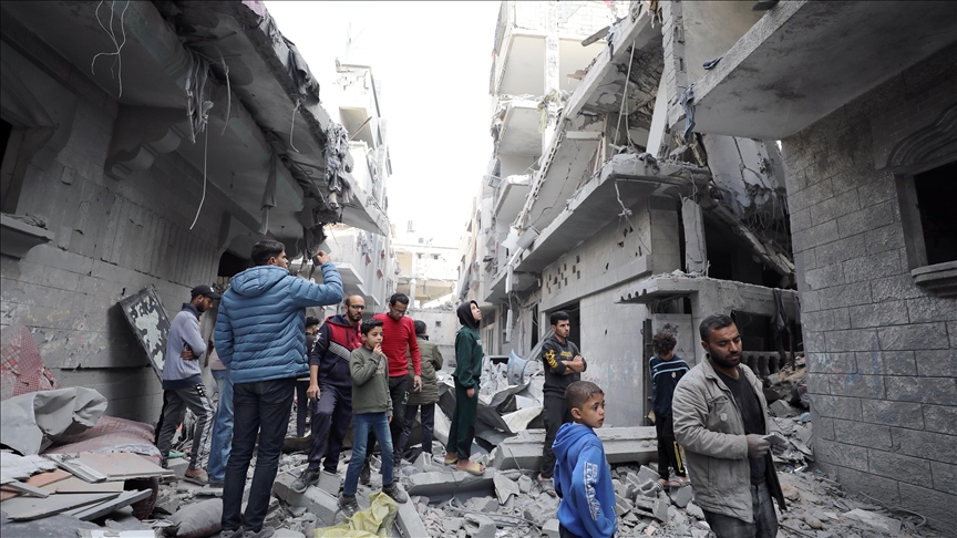 Un médico fallece y nueve personas resultan heridas tras ataque aéreo en Gaza