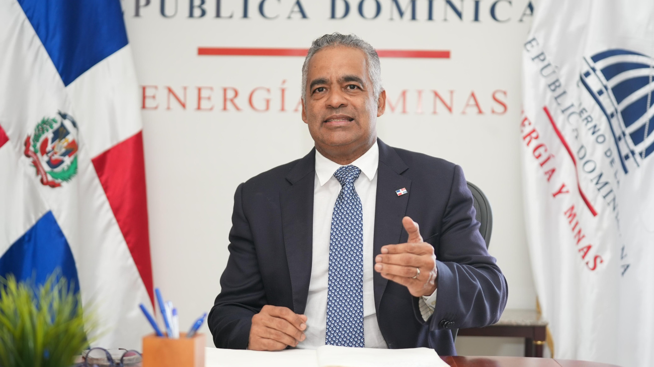 Ministro de energía: Modificación a ley de hidrocarburos es un avance nacional