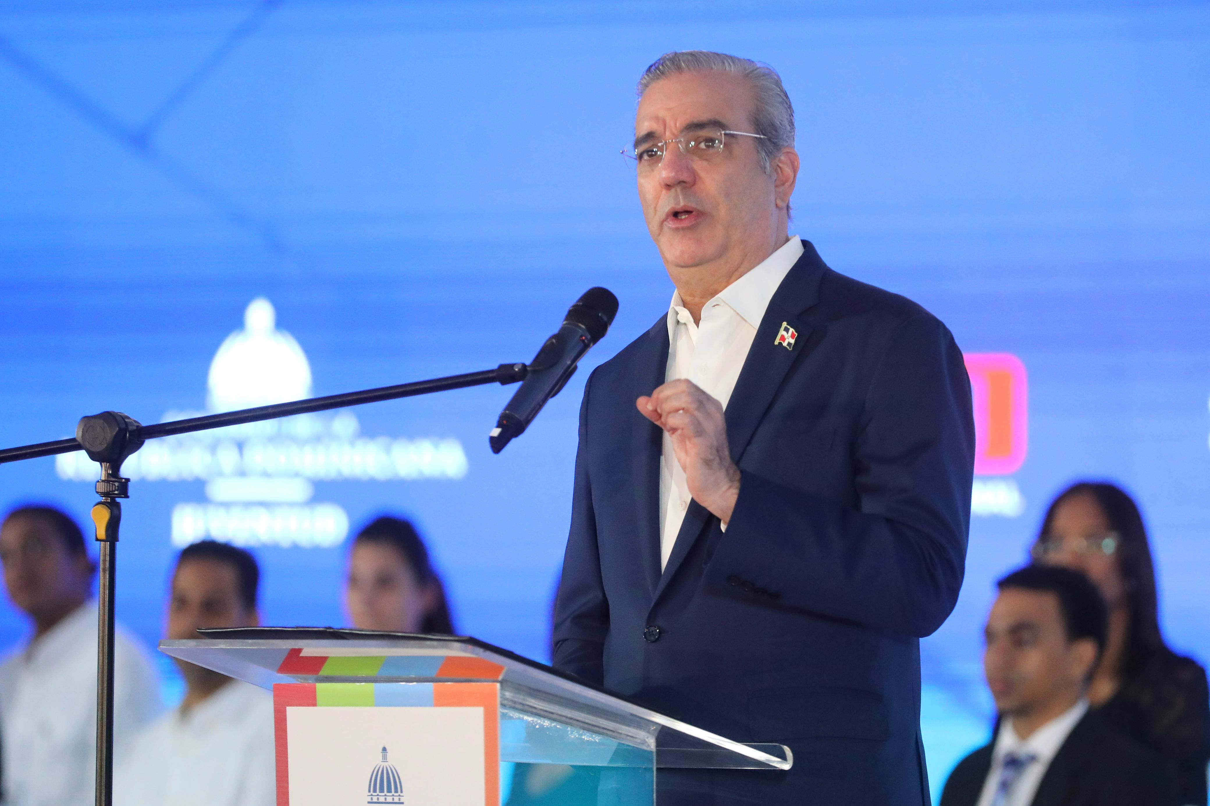 Presidente Abinader encabeza apertura del Segundo Congreso Nacional de Ética y Juventud