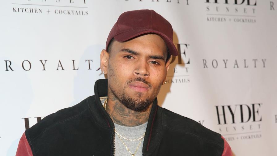 Chris Brown es liberado bajo fianza en Reino Unido