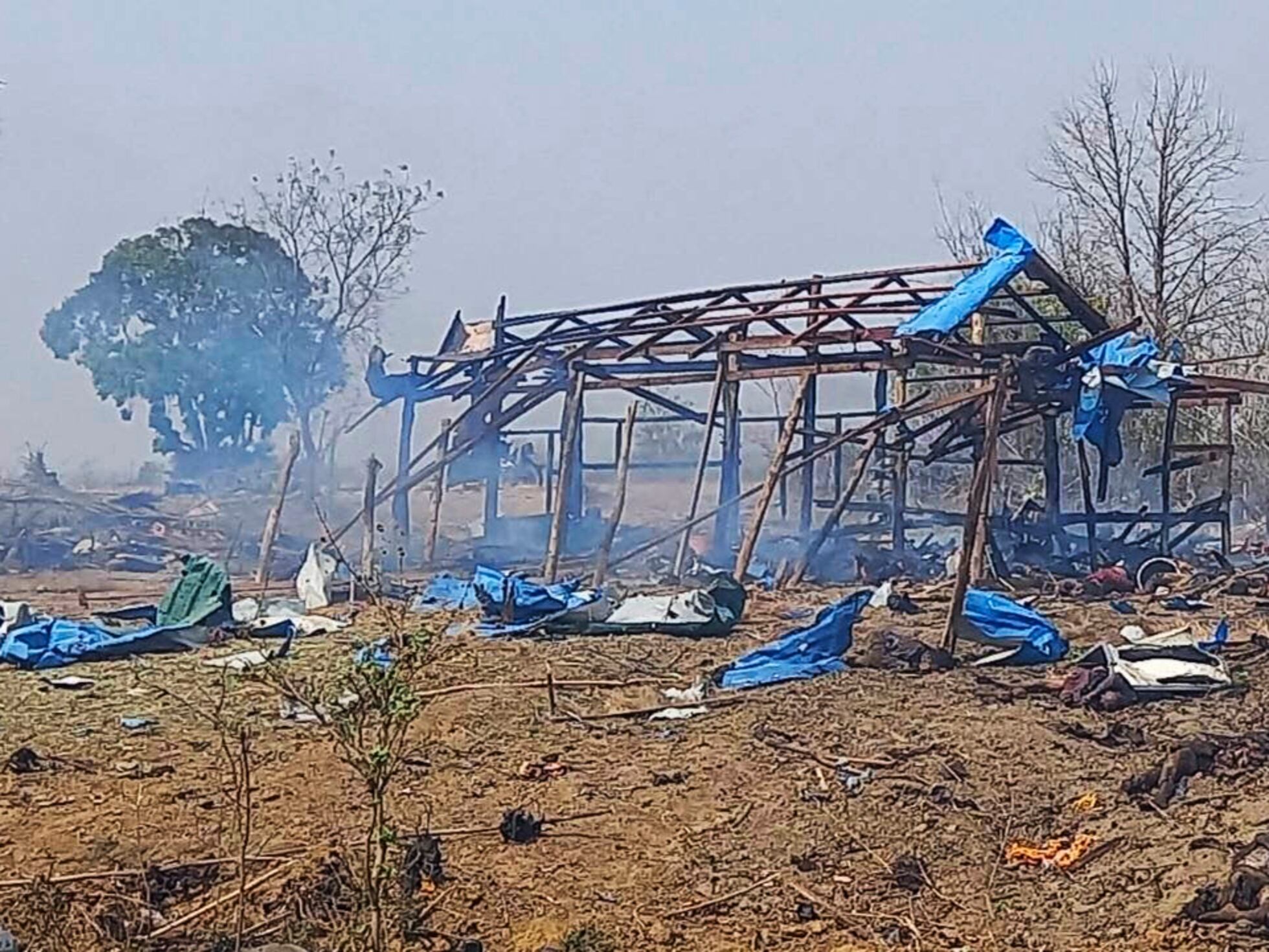22 Muertos en Birmania tras ataque aéreo a una escuela
