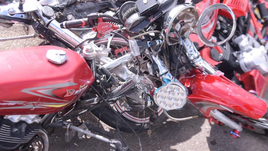 Competencia clandestina de motores cobra la vida de dos jóvenes en Navarrete