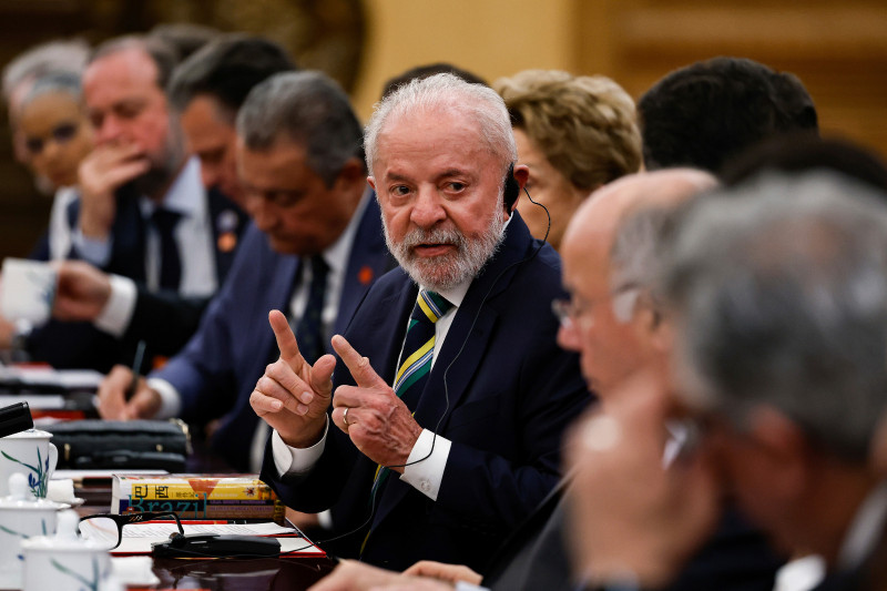 Lula promulga ley que garantiza cuotas para personas negras en empleos y universidades
