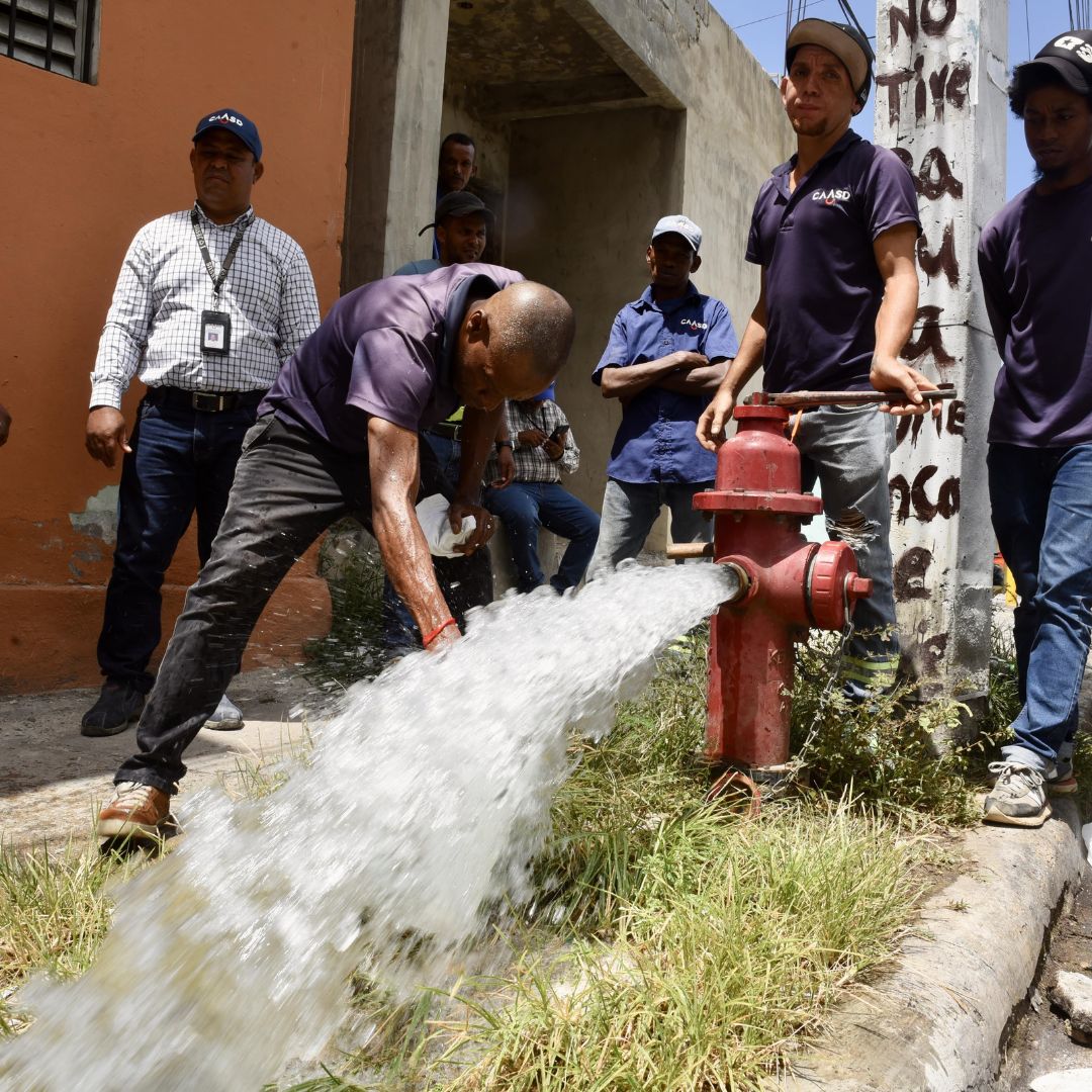 Caasd concluye trabajos en el Kilómetro 8 para optimizar el servicio de agua