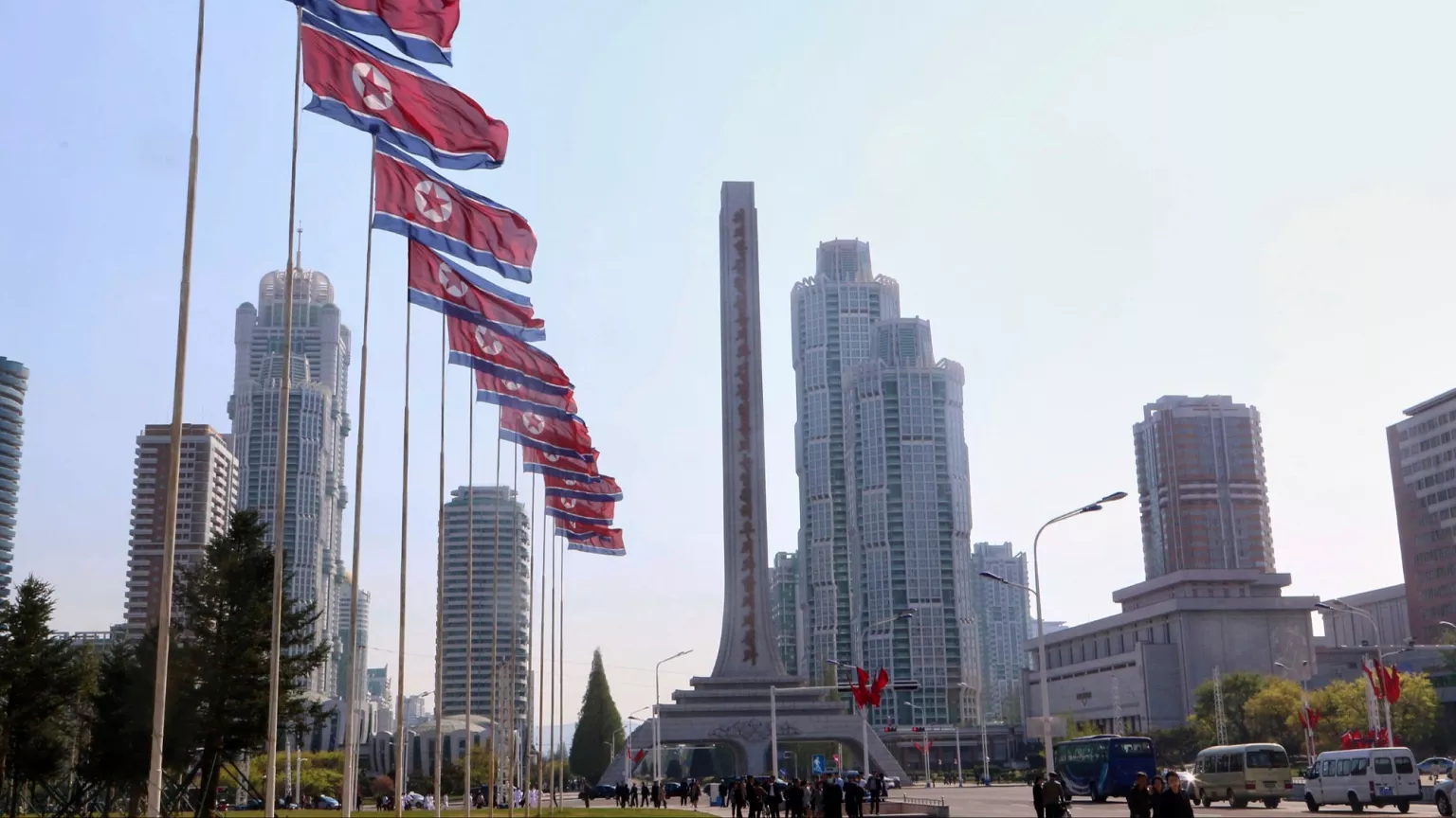 Seis estadounidenses arrestados por enviar ayuda religiosa y alimentos a Corea del Norte