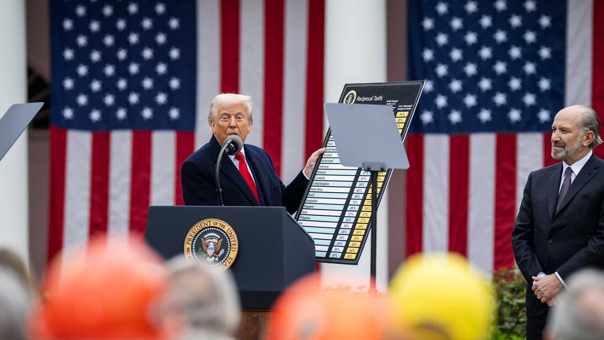 Trump impone aranceles del 25% a India y sanciones por vínculos comerciales con Rusia