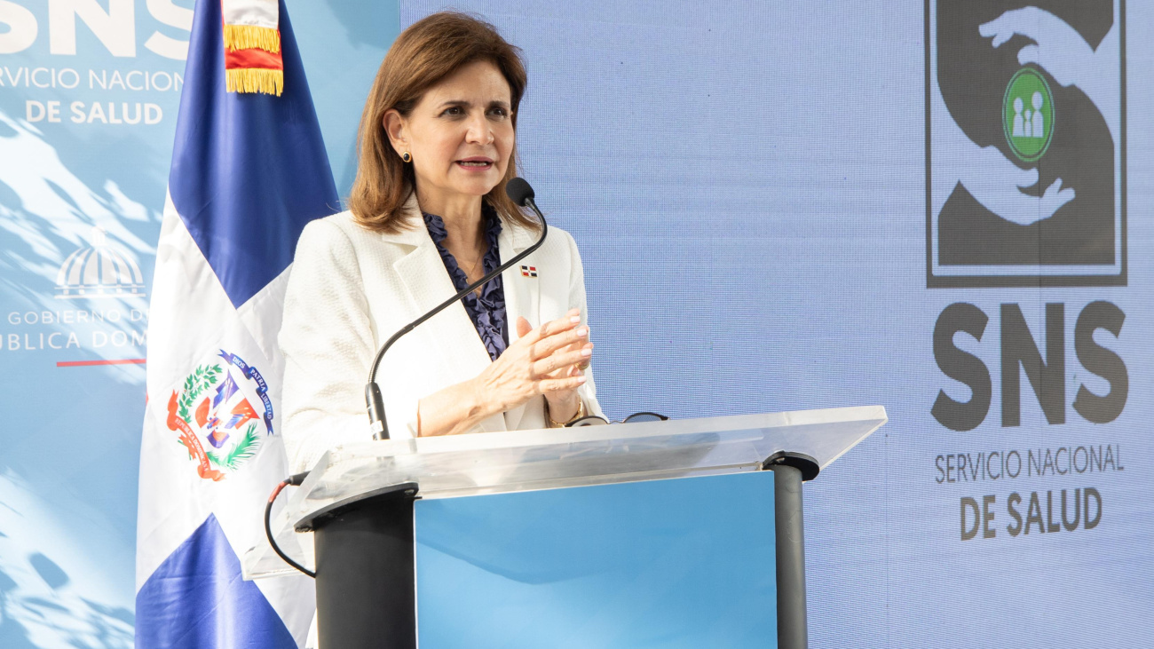Raquel Peña inaugura varias obras en Santiago, Puerto Plata y Bahoruco