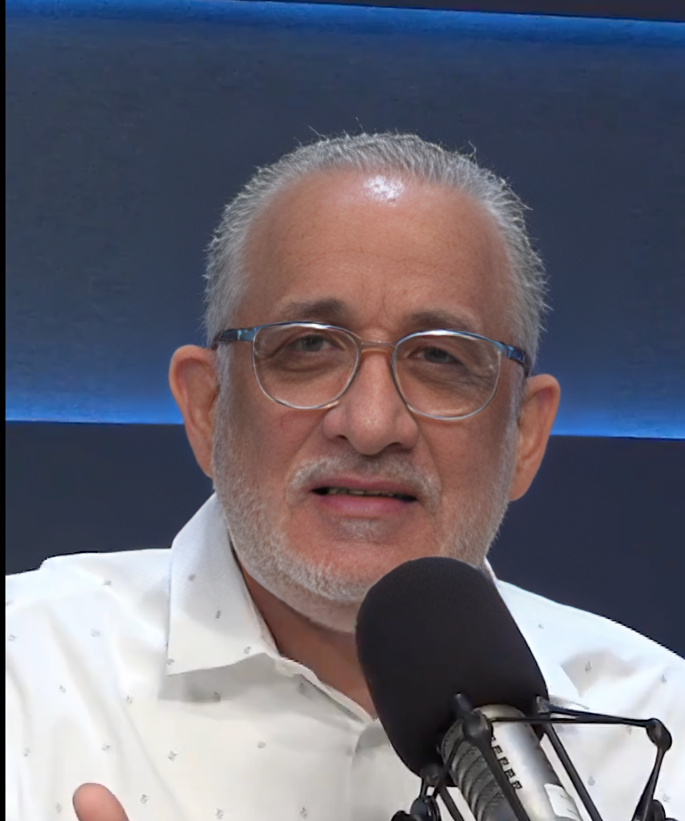 Najib Chahede explota contra el gobierno por subir primas sin aviso y luego dar marcha atrás