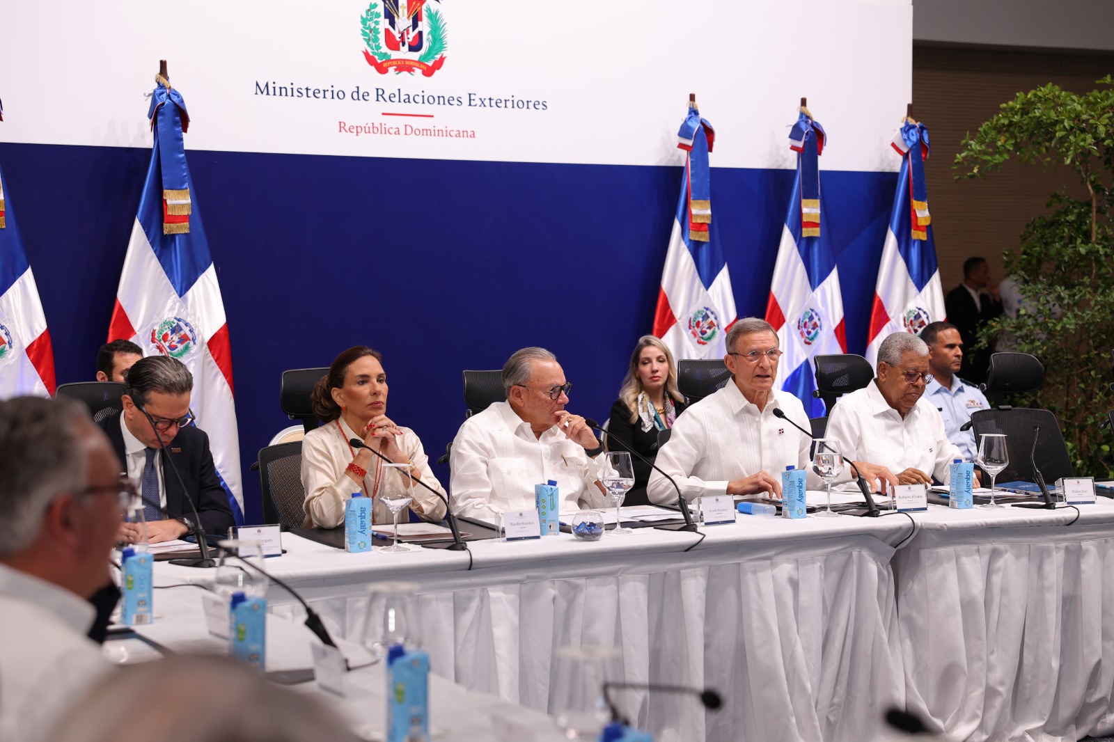 Roberto Álvarez presenta detalles sobre la organización de la X Cumbre de las Américas