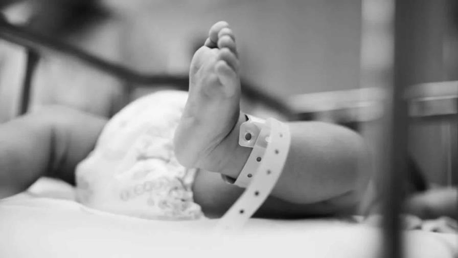 Bebé de 3 meses muere mientras dormía con sus padres en Navarrete