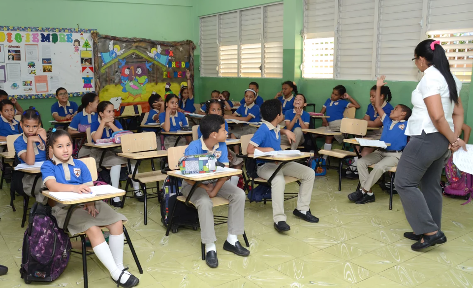 Posible eliminación de la tanda extendida: ¿Un retroceso para las escuelas?