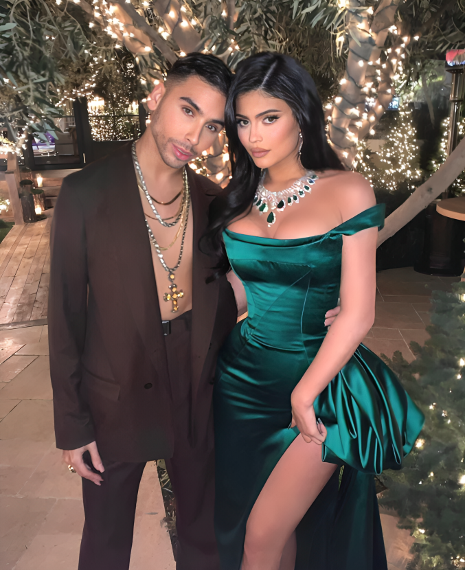 Kylie Jenner vuelve a ser viral, pero no por su makeup... ¡sino por su español!
