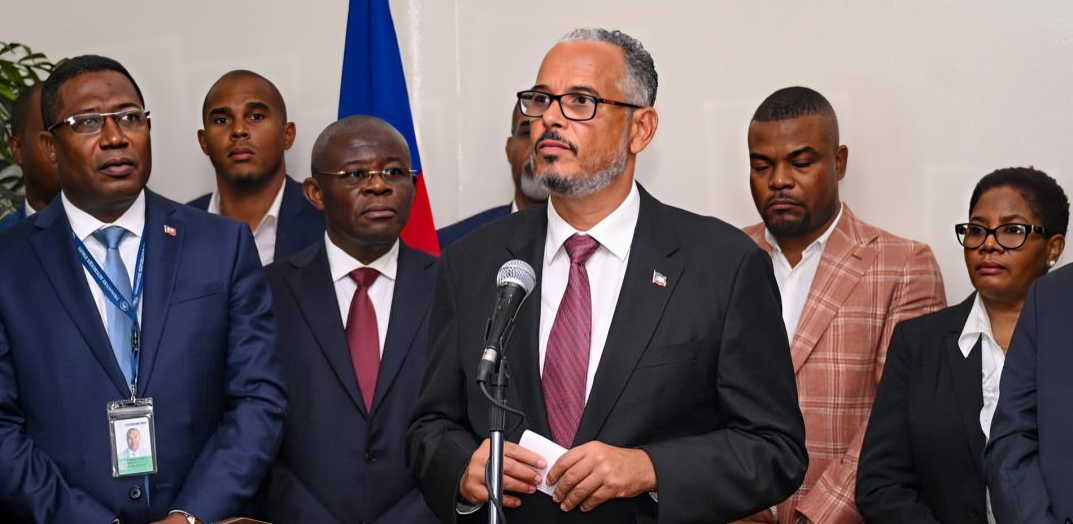 Primer ministro de Haití va a EEUU por reunión de seguridad