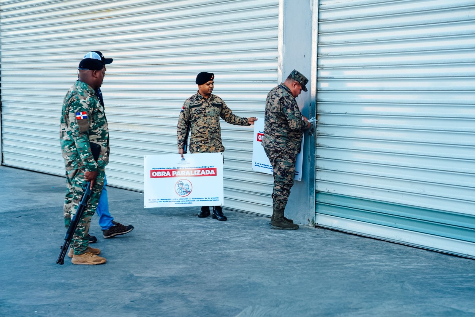 Mived paraliza operaciones de varias naves y plazas comerciales en el Gran Santo Domingo