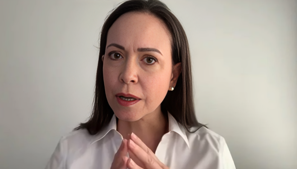 María Corina Machado afirma que solo recogerá el Nobel en Oslo si Maduro abandona el poder