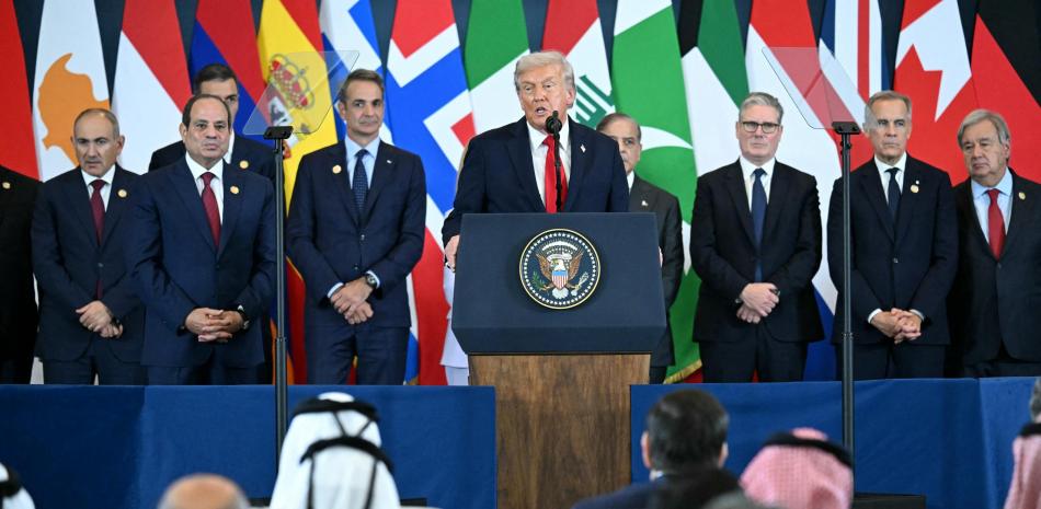 Trump y sus homólogos de Egipto, Catar y Turquía firman acuerdo que pone fin a la guerra en Gaza