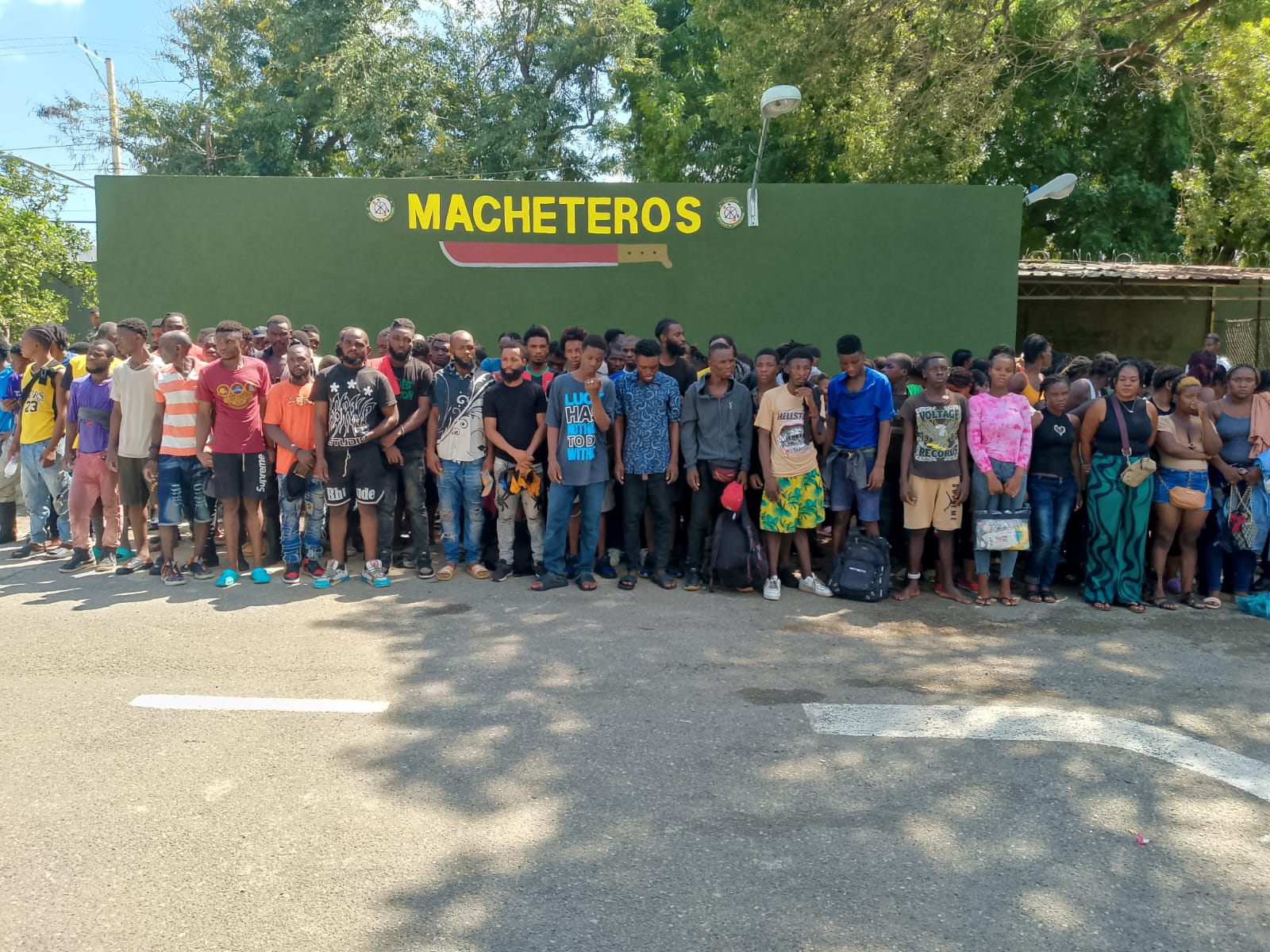 Ejército detiene a 170 haitianos indocumentados durante operativos en Valverde