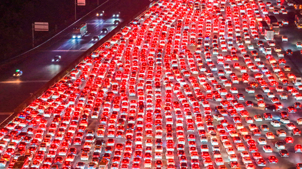 “Súper semana dorada”: Atasco épico en autopista china tras vacaciones masivas