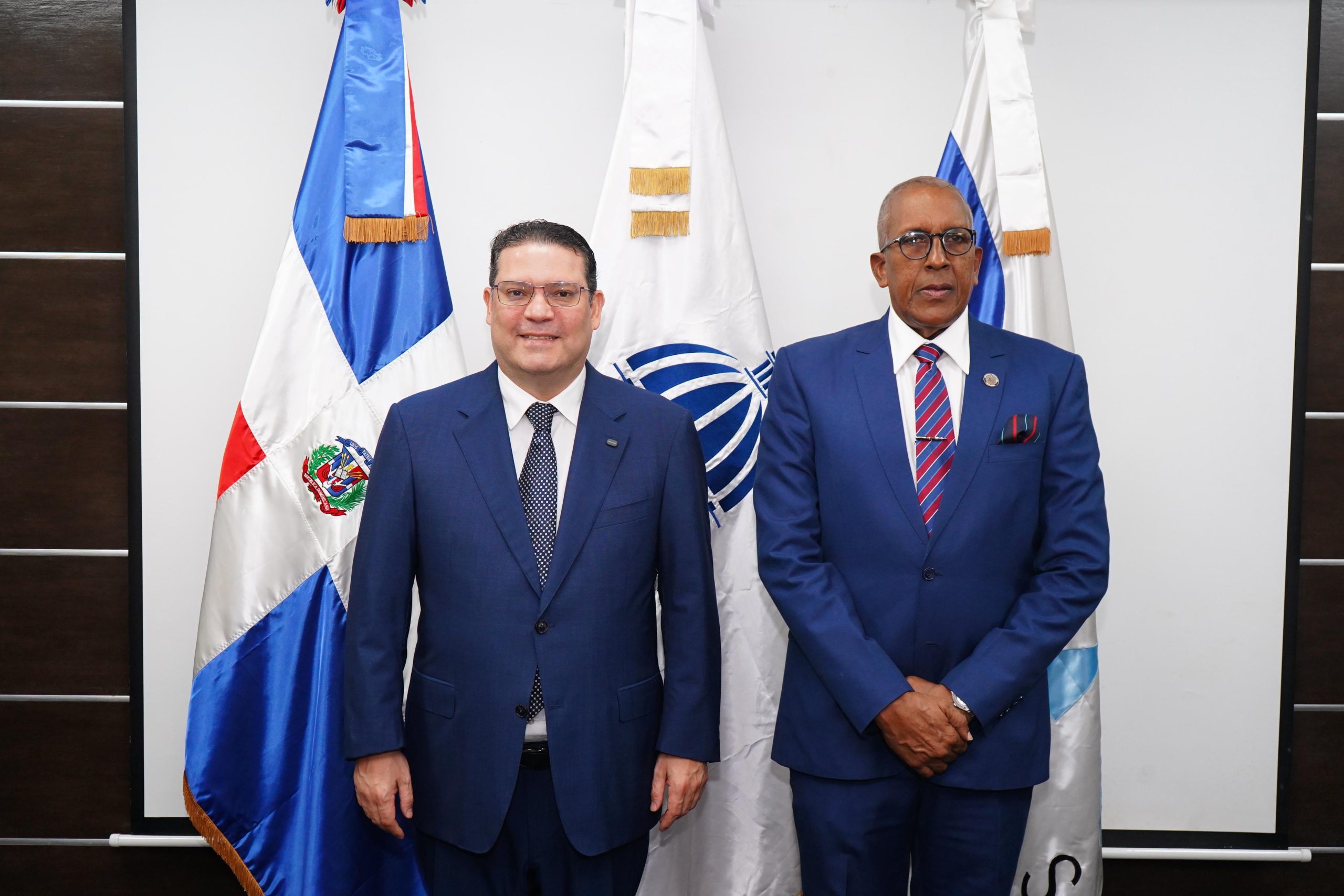 Aduanas informa que refuerza sus controles internos con apoyo de la Contraloría