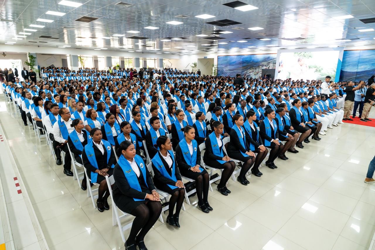 MIDE entrega al país 46,799 nuevos técnicos a través de las Escuelas Vocacionales