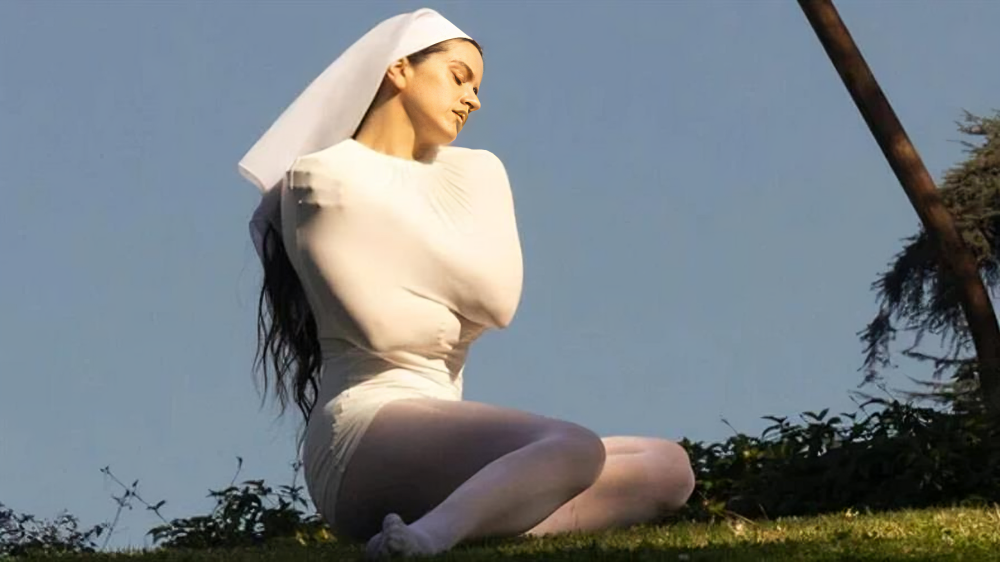 ¡Histórica! Rosalía conquista con cinco debuts el #1 de Billboard