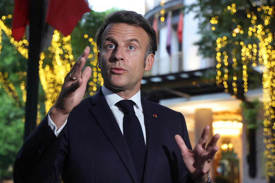 Detectan una supuesta operación rusa para vincular a Macron con el caso Epstein