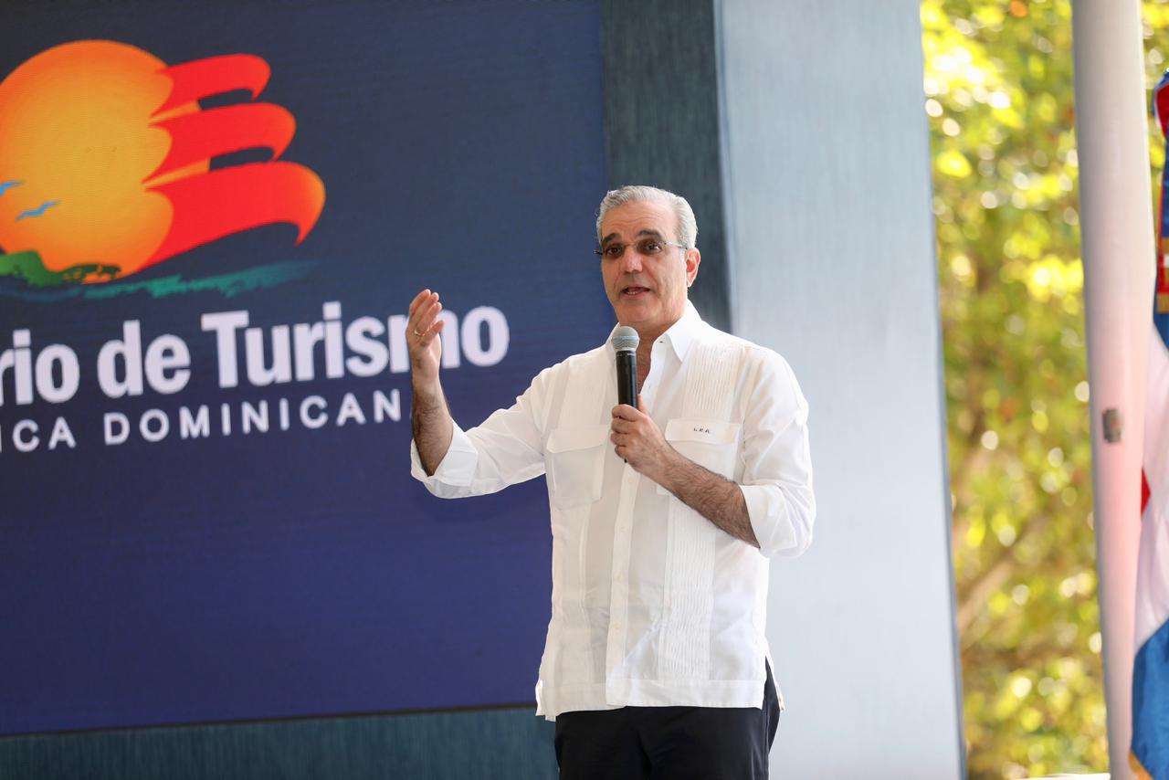 Abinader inaugurará obras este fin de semana en Santiago Rodríguez, Duarte y Santo Domingo