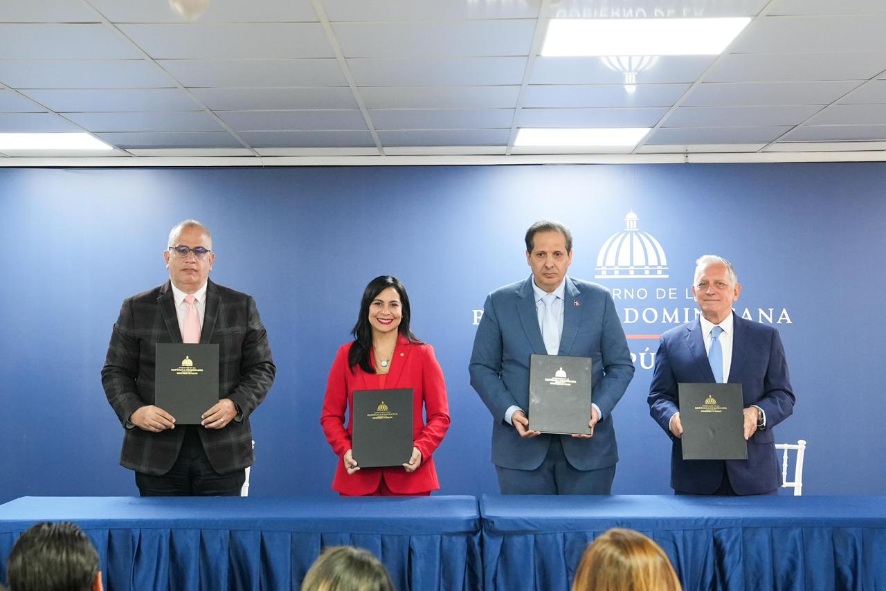 Atención materno-infantil: Salud Pública y Sanar una Nación firman acuerdo